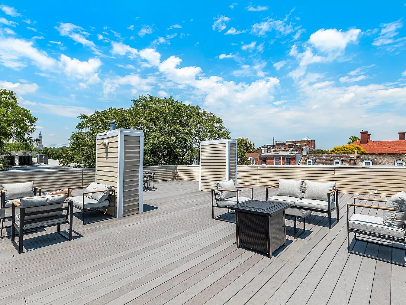 The Gallery Apartments — Photo 2