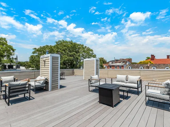The Gallery Apartments