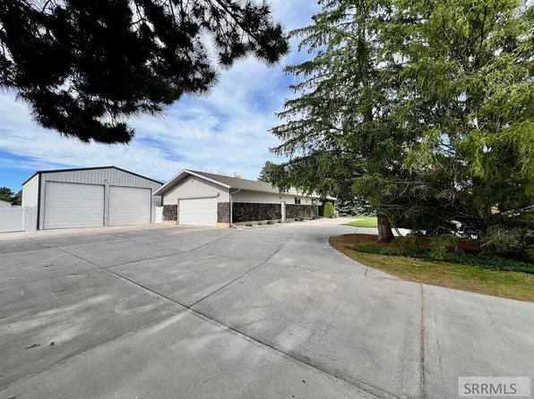 3785 E Wanda St, Ammon, ID 83406