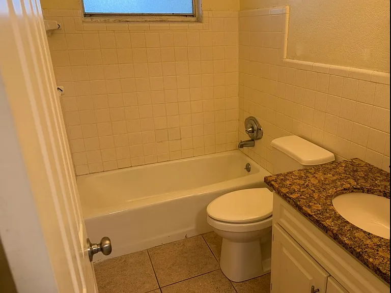 820 State Ave #3 — Photo 10