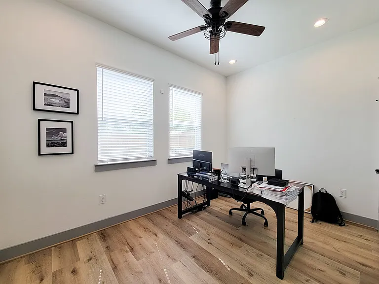 6520 Couch St — Photo 21