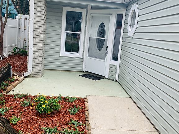 3rd image of 140 Marlin Ave