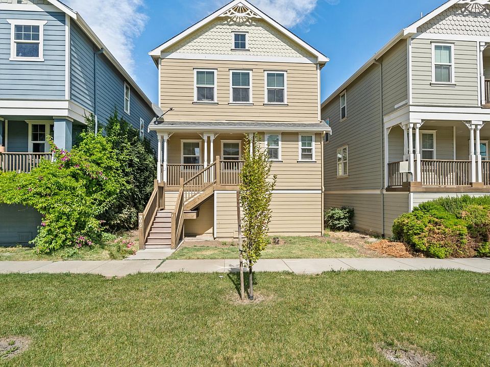 1st image of 706 Anne Marie Way