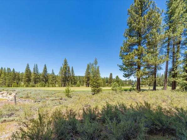 11470 Henness Rd, Truckee, CA 96161