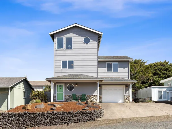5776 NW Keel Ave, Lincoln City, OR 97367
