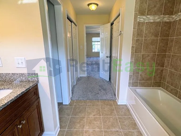 8019 Keene Rd — Photo 21