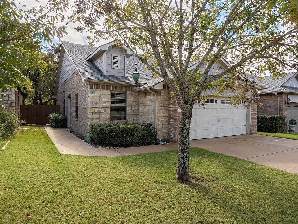1st image of 2208 Cobblestone Ct