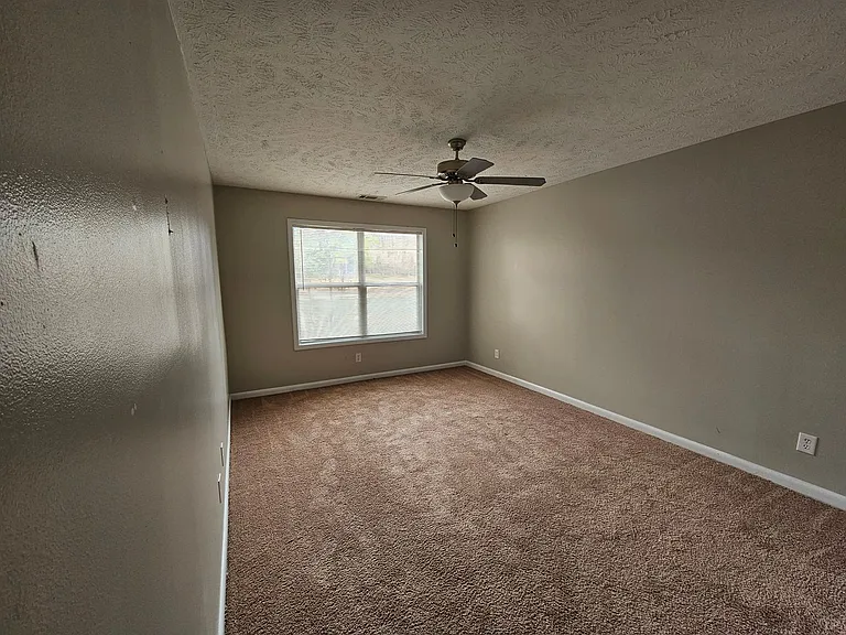 698 Bartons Landing Pl #3 — Photo 16