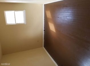 911 W Webster St, Springfield, MO 65802