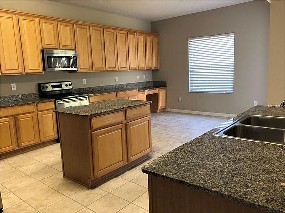 5th image of 10514 Coral Key Ave