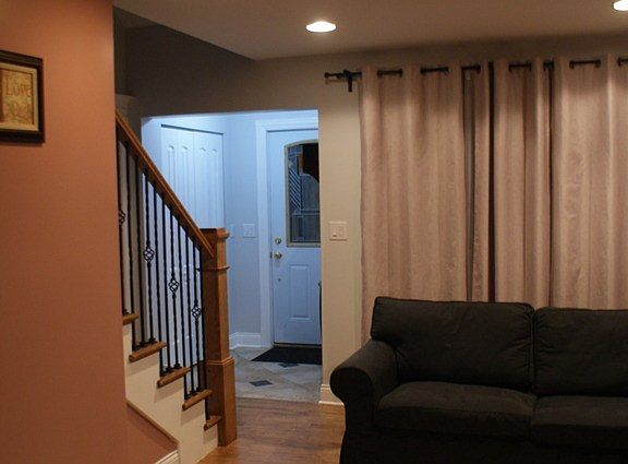 4th image of 7749 Lawler Ave