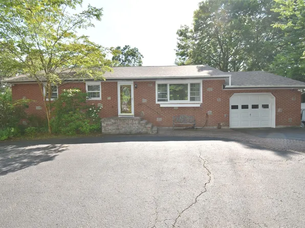 90 Haven Avenue, Ronkonkoma, NY 11779