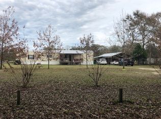 21704 Sidney Glaskox Rd, Moss Point, MS 39562