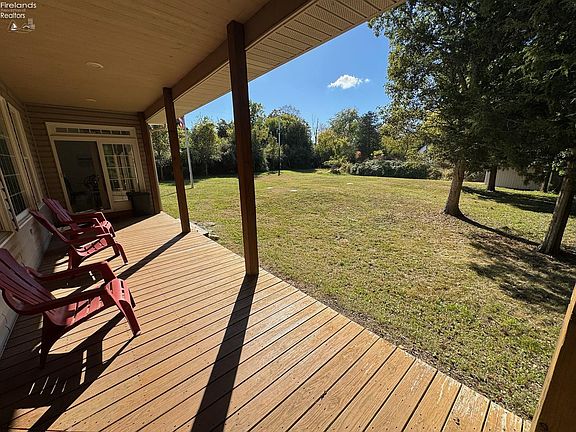 2nd image of 115 Beech Rd