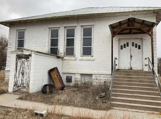 214 2nd St, Oral, SD 57766