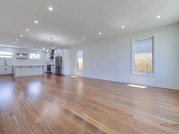 4th image of 1745 N 34th Ave