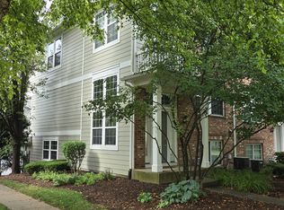2446 Emily Ln, Elgin, IL 60124