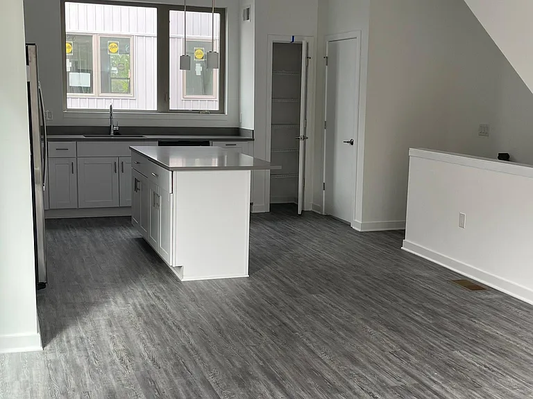2001 Beach St #265 — Photo 6