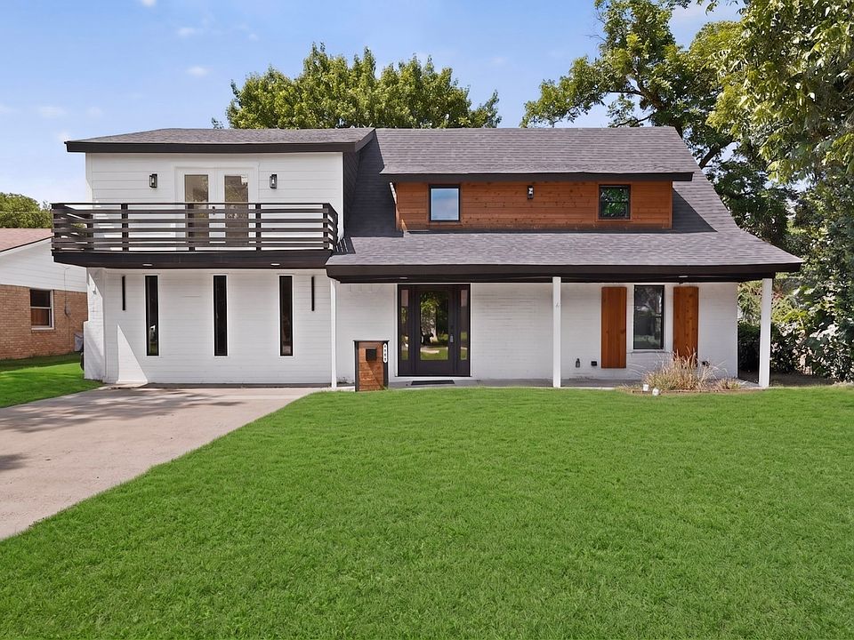 1st image of 1703 Foster Dr