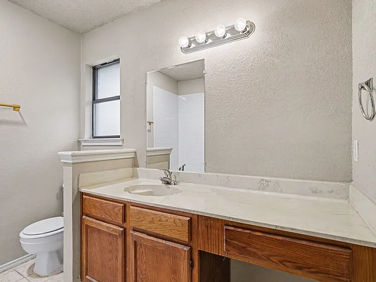2608 Green Ridge St — Photo 21