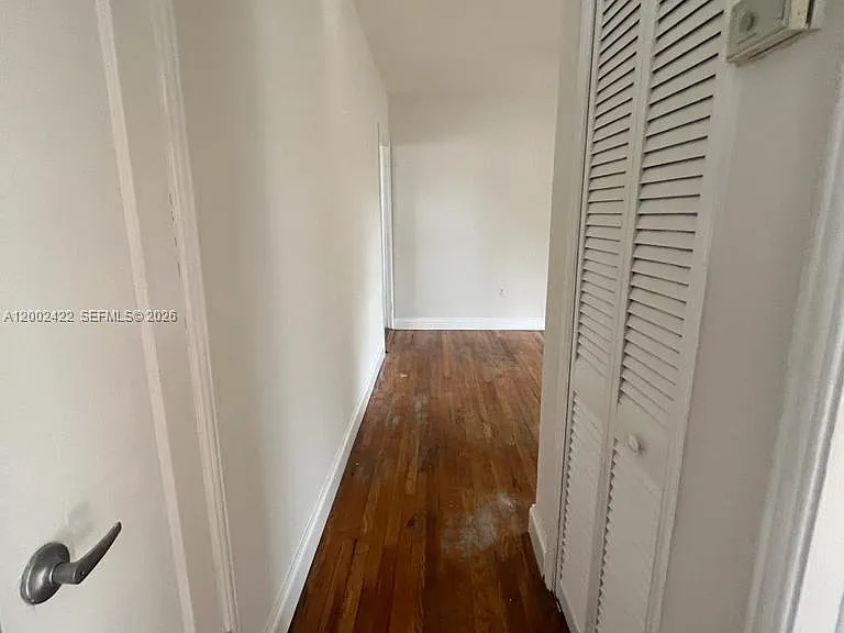 1421 SW 37th Ave #3 — Photo 17