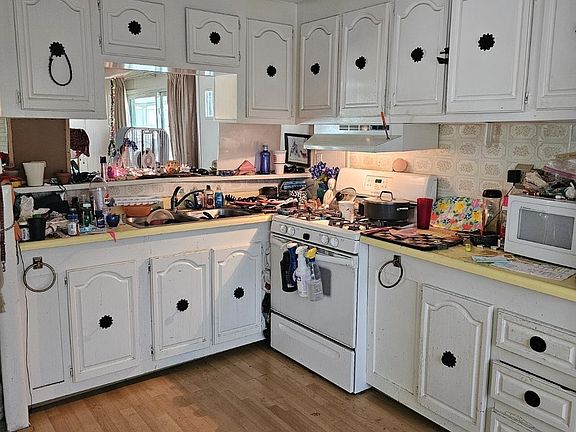 5th image of 1202 Kingslane Ct