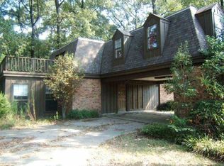 6105 Nancy Rd, Bastrop, LA 71220