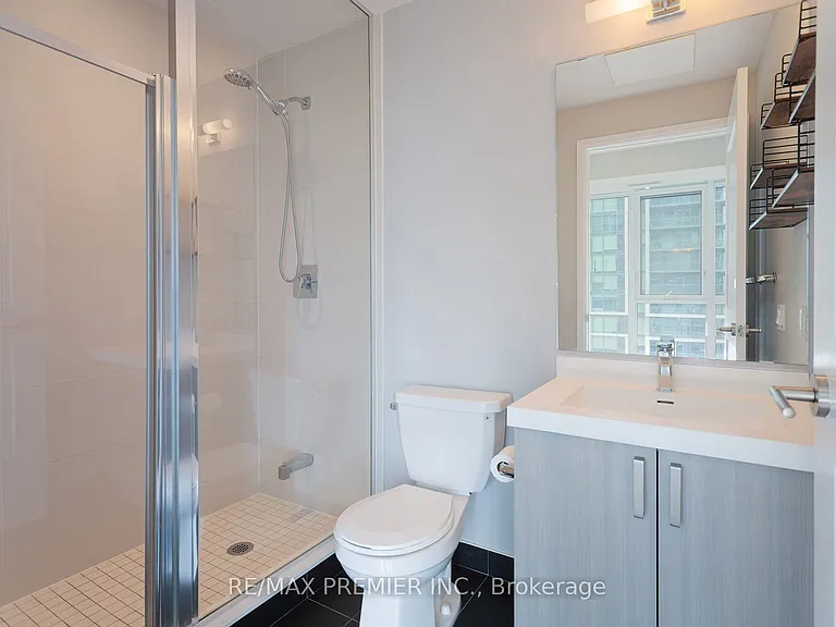7895 Jane St #1906 — Photo 14
