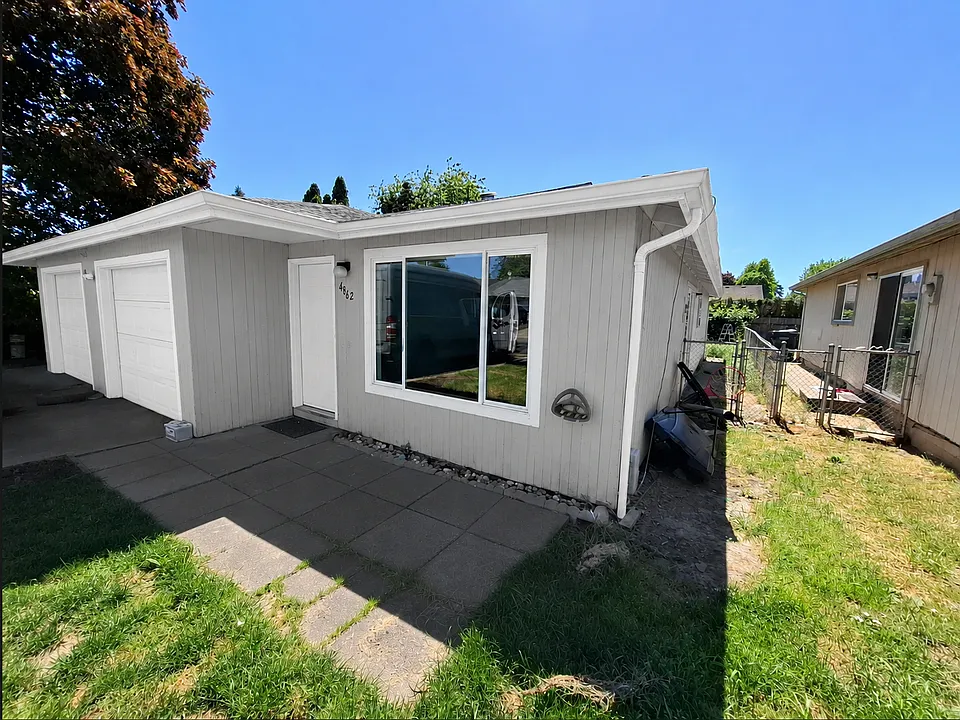 4862 Pennsylvania Ave SE #2