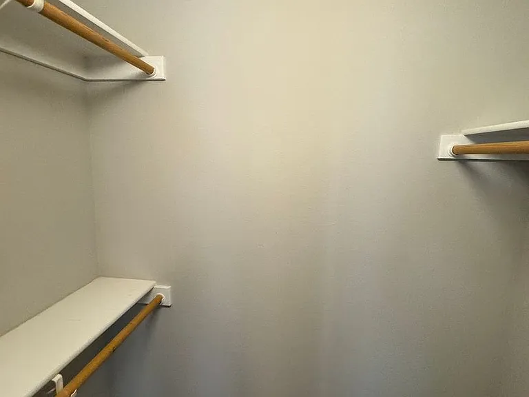 2875 S Donovan Dr — Photo 19
