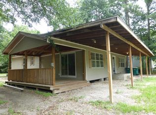 1107 S 5th St, Conroe, TX 77301