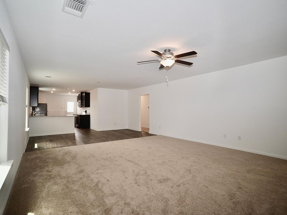 1st image of 136 Maywood Ln