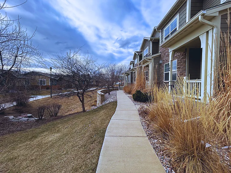2521 Des Moines Dr #104 — Photo 31
