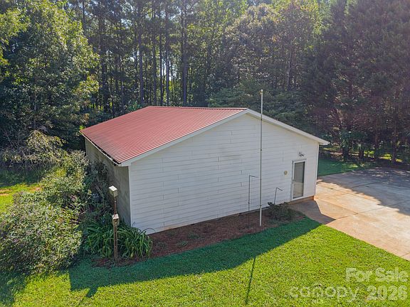 4th image of 1673 Forest Ridge Dr