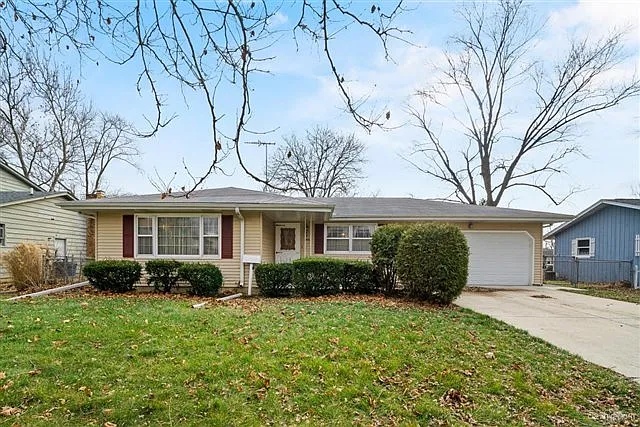 1990 Coral Ave photo 1