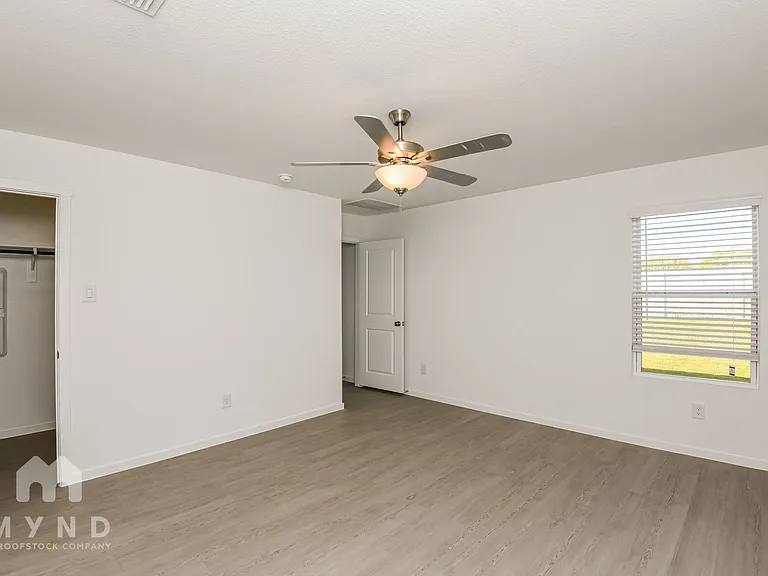 2700 Mistwood Dr — Photo 19
