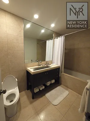 Sold by New York Residence | media 3