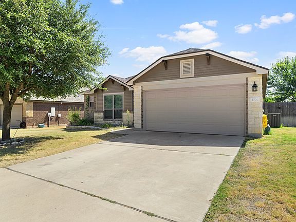 3rd image of 1307 Branchwood Way