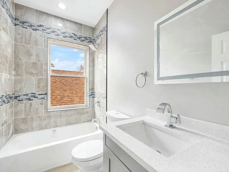 2304 N Major Ave #2 — Photo 8