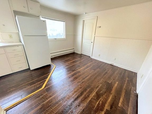 3rd image of 1335 Hyder St APT 6
