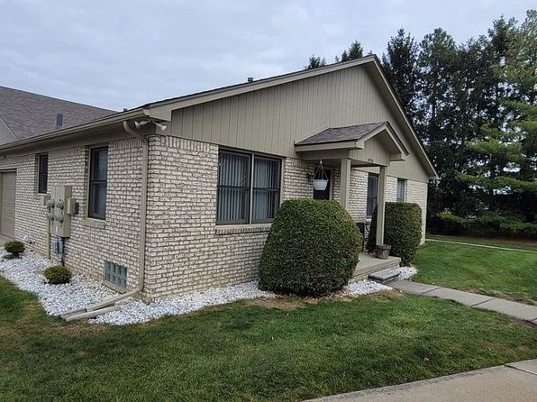 41916 King Edward Ct