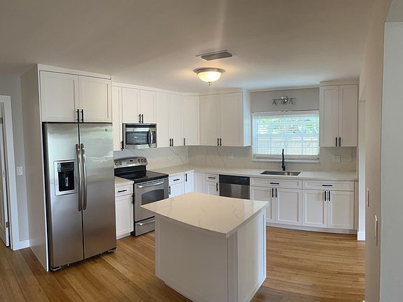 5th image of 5105 S Zion St
