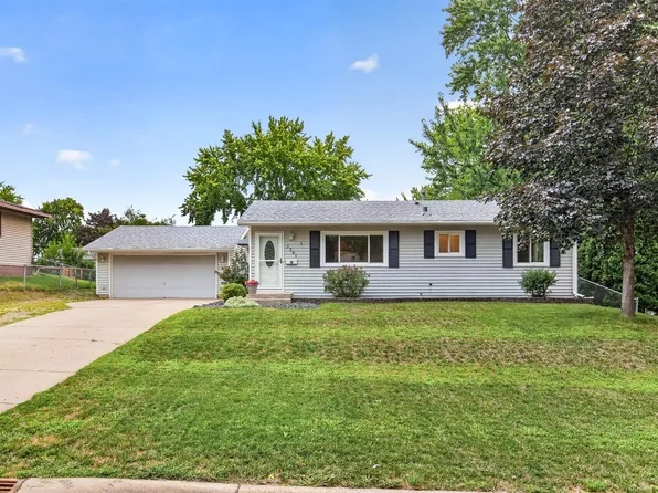 3301 69th St E, Inver Grove Heights, MN 55076