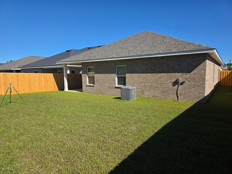 8057 Fir Tree Dr — Photo 42