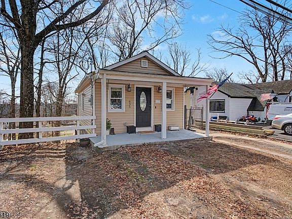 3rd image of 635 Brooklyn Mountain Rd