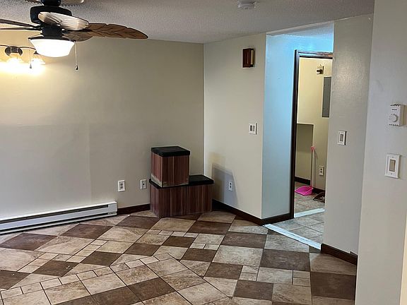 5th image of 99 Fairwood Ave #10