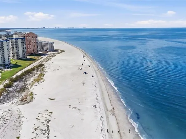 7300 Estero BLVD #102, FORT MYERS BEACH, FL 33931