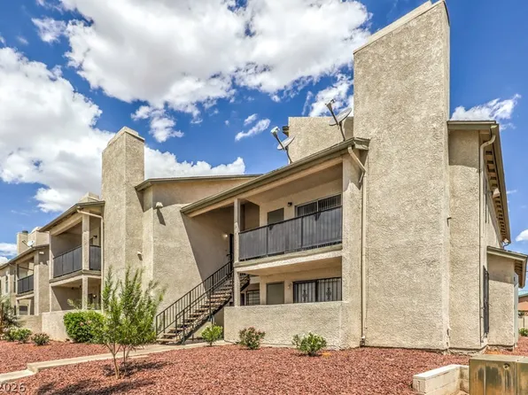 2981 Country Manor Ln APT 122, Las Vegas, NV 89115
