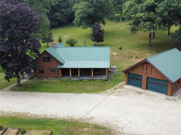 60 Forest Lake Road, Winchester, NH 03470