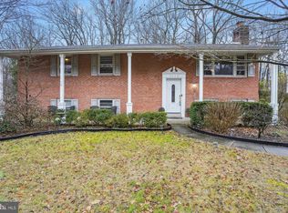 7115 Hadlow Ct, Springfield, VA 22152